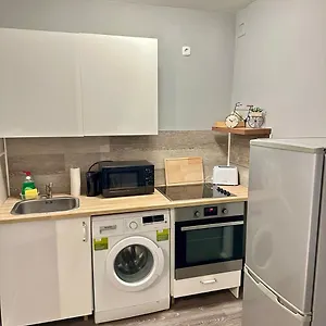  Apartment In Zentrum